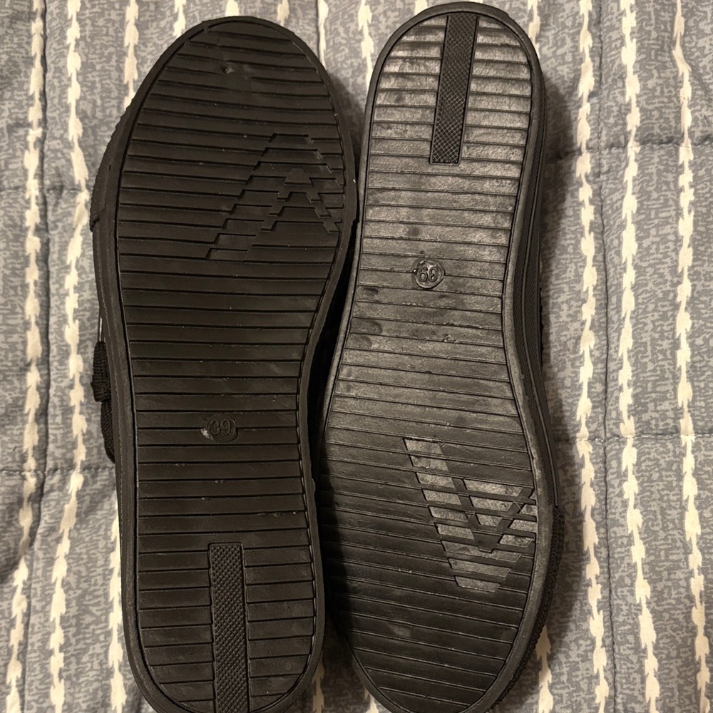 Black Lace Women's Sneakers - Picture 5 of 7